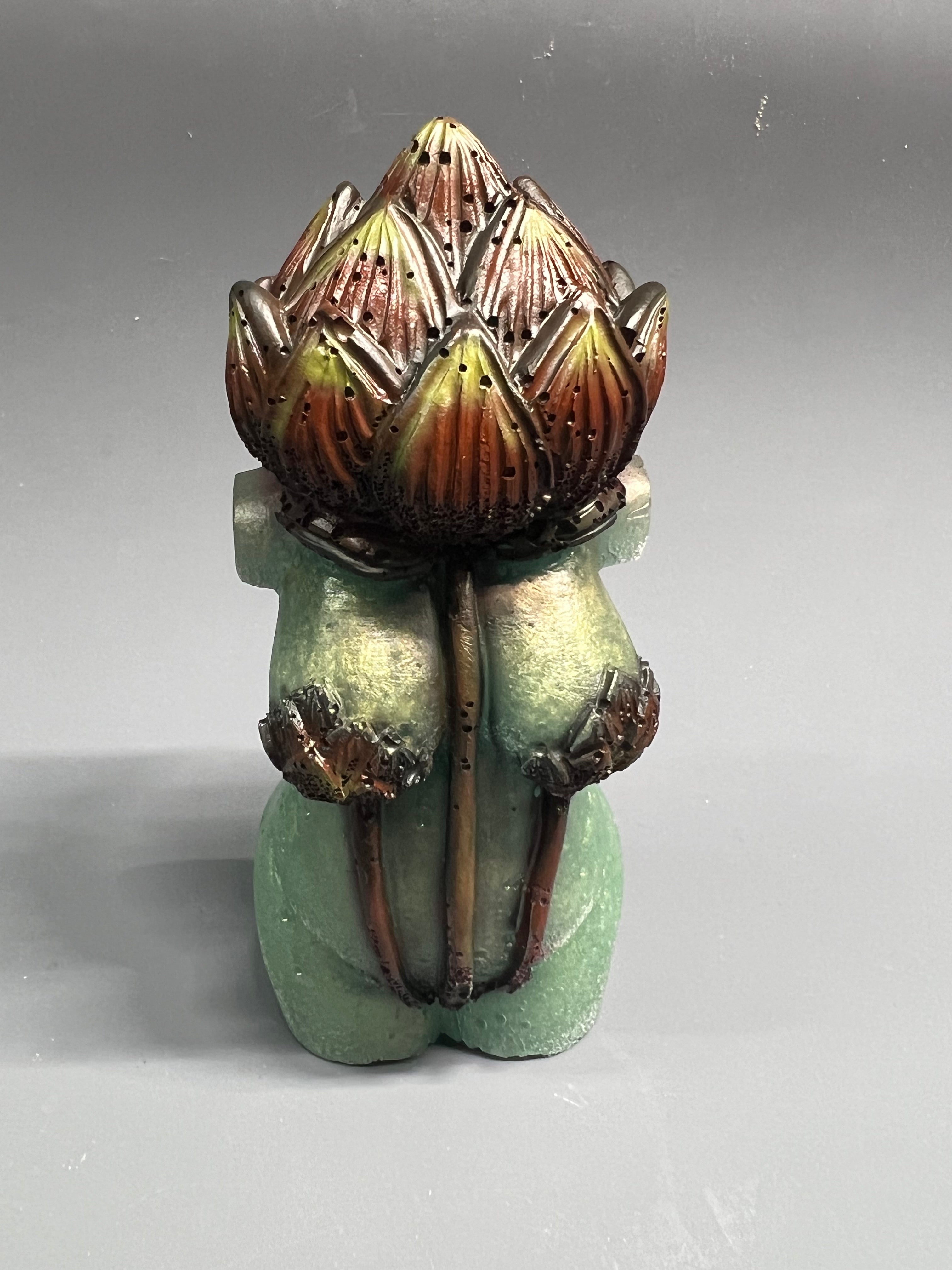 Female plant figurine - plant