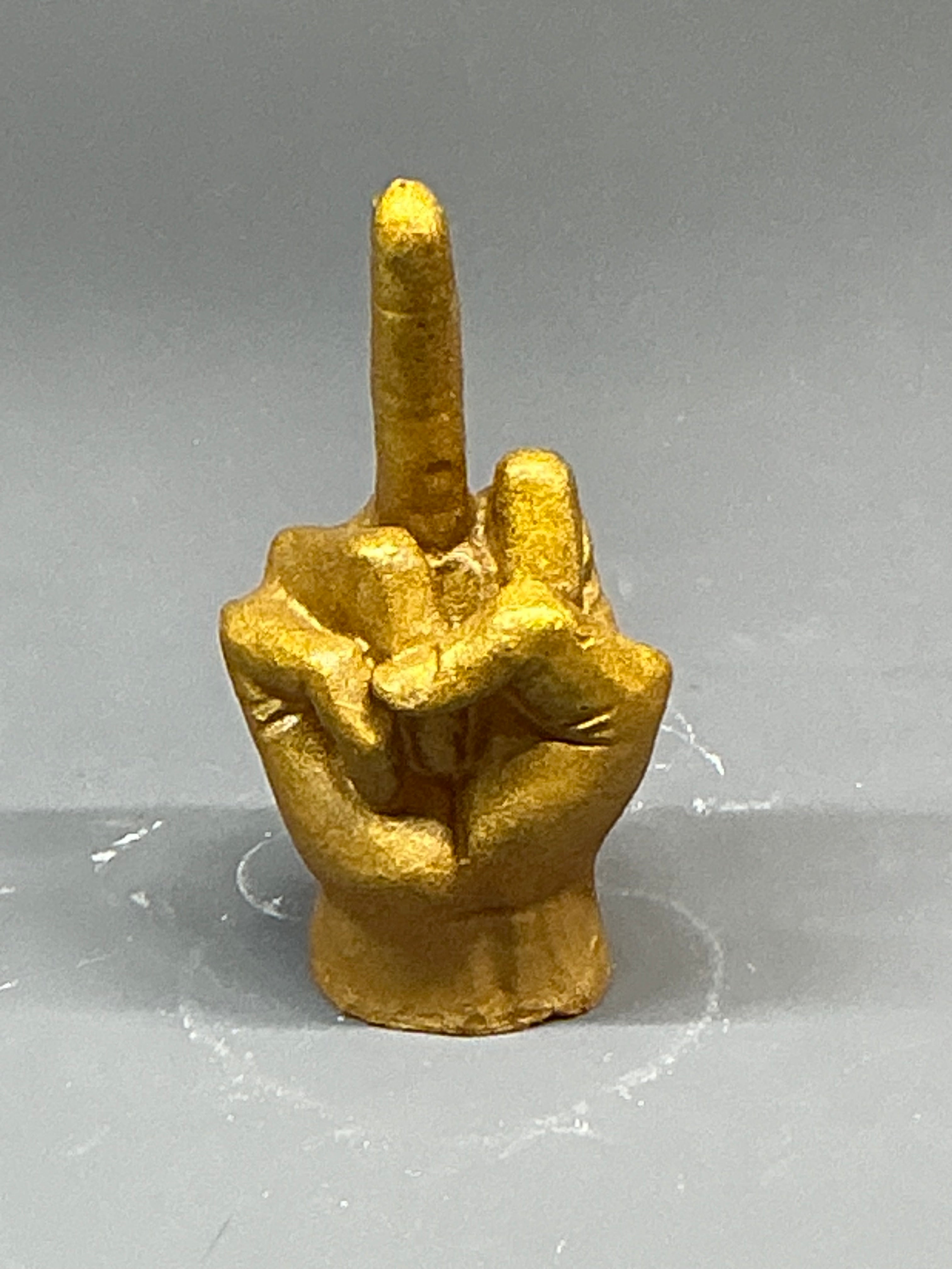 Small finger figure